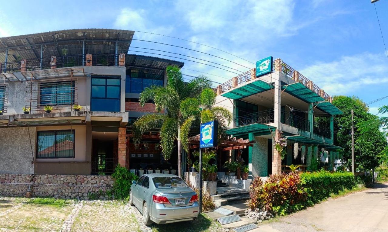 Moonrise Villa Chumphon Exterior photo